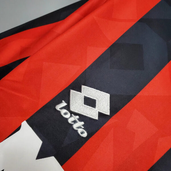 AC Milan 1993/1994 Retro Home Football Jersey 1:1 Thai Quality - Image 5