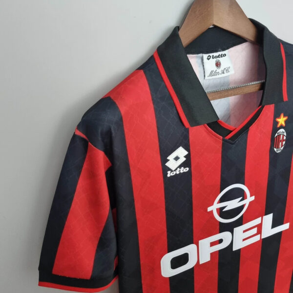 AC Milan 1995/1996 Retro Home Football Jersey 1:1 Thai Quality - Image 3