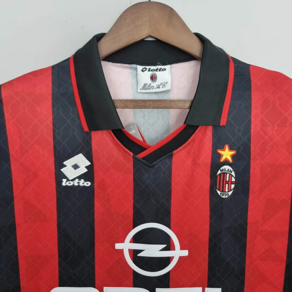 AC Milan 1995/1996 Retro Home Football Jersey 1:1 Thai Quality - Image 4