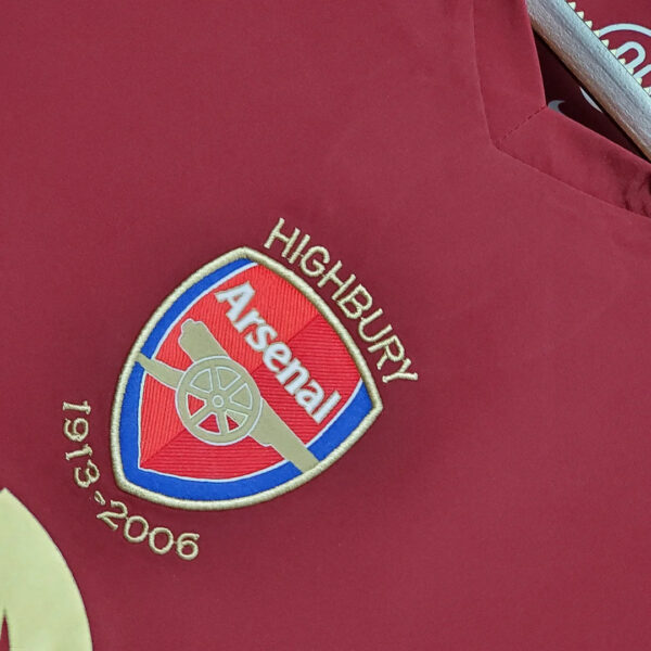 Arsenal 2005/2006 Retro Home Football Jersey 1:1 Thai Quality - Image 5