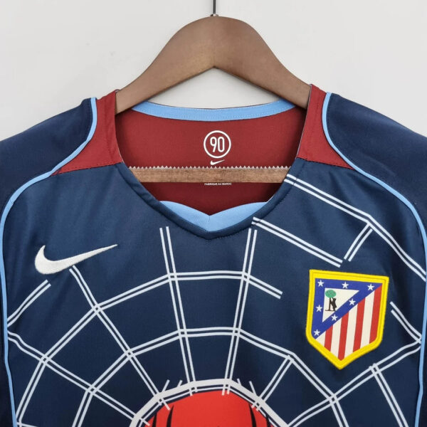 Atletico Madrid 2004/2005 Retro Away Football Jersey 1:1 Thai Quality - Image 4