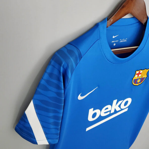 Barcelona 2021/2022 Jersey Training Wear Blue - Image 3