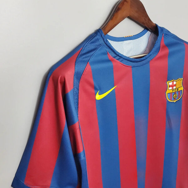 Barcelona 2005/2006 Retro Home Football Jersey UEFA Champions League 1:1 Thai Quality - Image 3