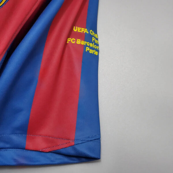 Barcelona 2005/2006 Retro Home Football Jersey UEFA Champions League 1:1 Thai Quality - Image 7