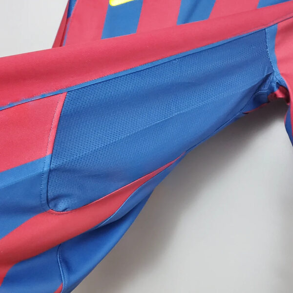 Barcelona 2005/2006 Retro Home Football Jersey UEFA Champions League 1:1 Thai Quality - Image 8