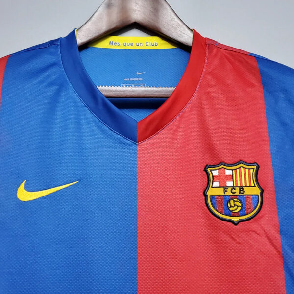 Barcelona 2006/2007 Retro Home Football Jersey 1:1 Thai Quality - Image 4