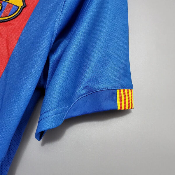 Barcelona 2006/2007 Retro Home Football Jersey 1:1 Thai Quality - Image 7