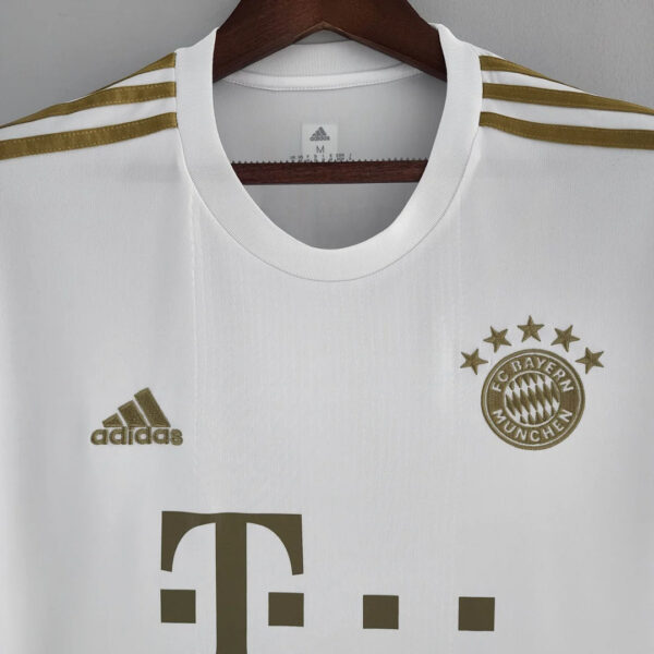 Bayern Munich 2022/2023 Away Football Jersey 1:1 Thai Quality - Image 5