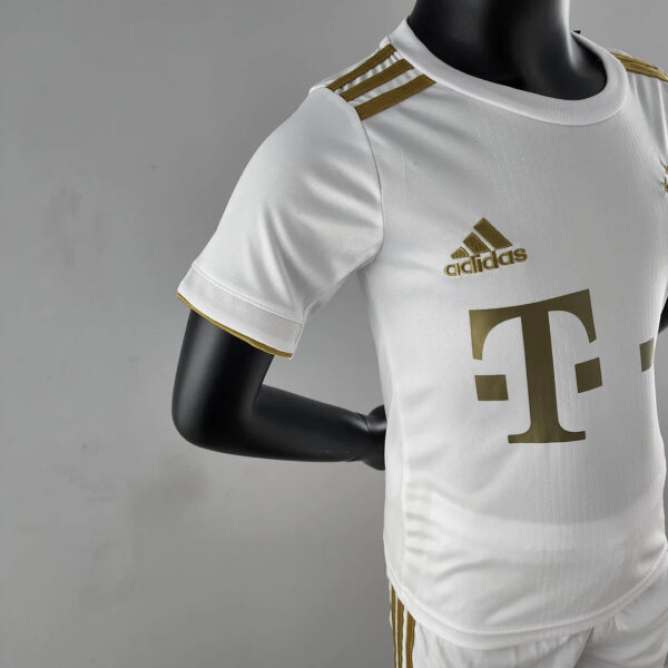 Bayern Munich 2022/2023 Away Football Jersey 1:1 Thai Quality Kids Size - Image 5