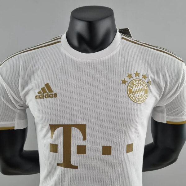 Bayern Munich 2022/2023 Player Version Away Football Jersey 1:1 Thai Quality - Image 3