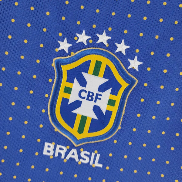 Brazil 2010 Retro Away Football Jersey - Image 8